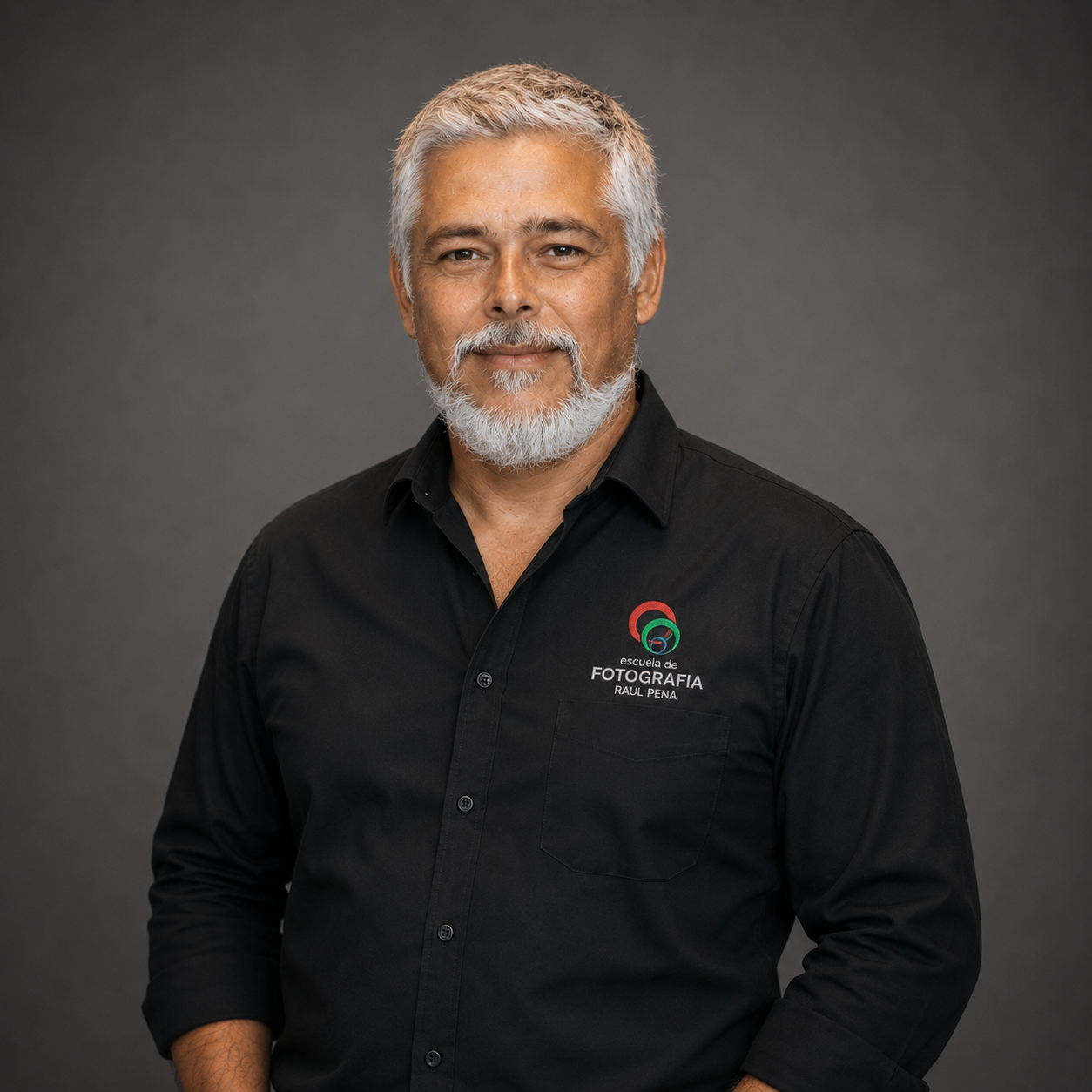 Raúl Peña, fotógrafo y docente